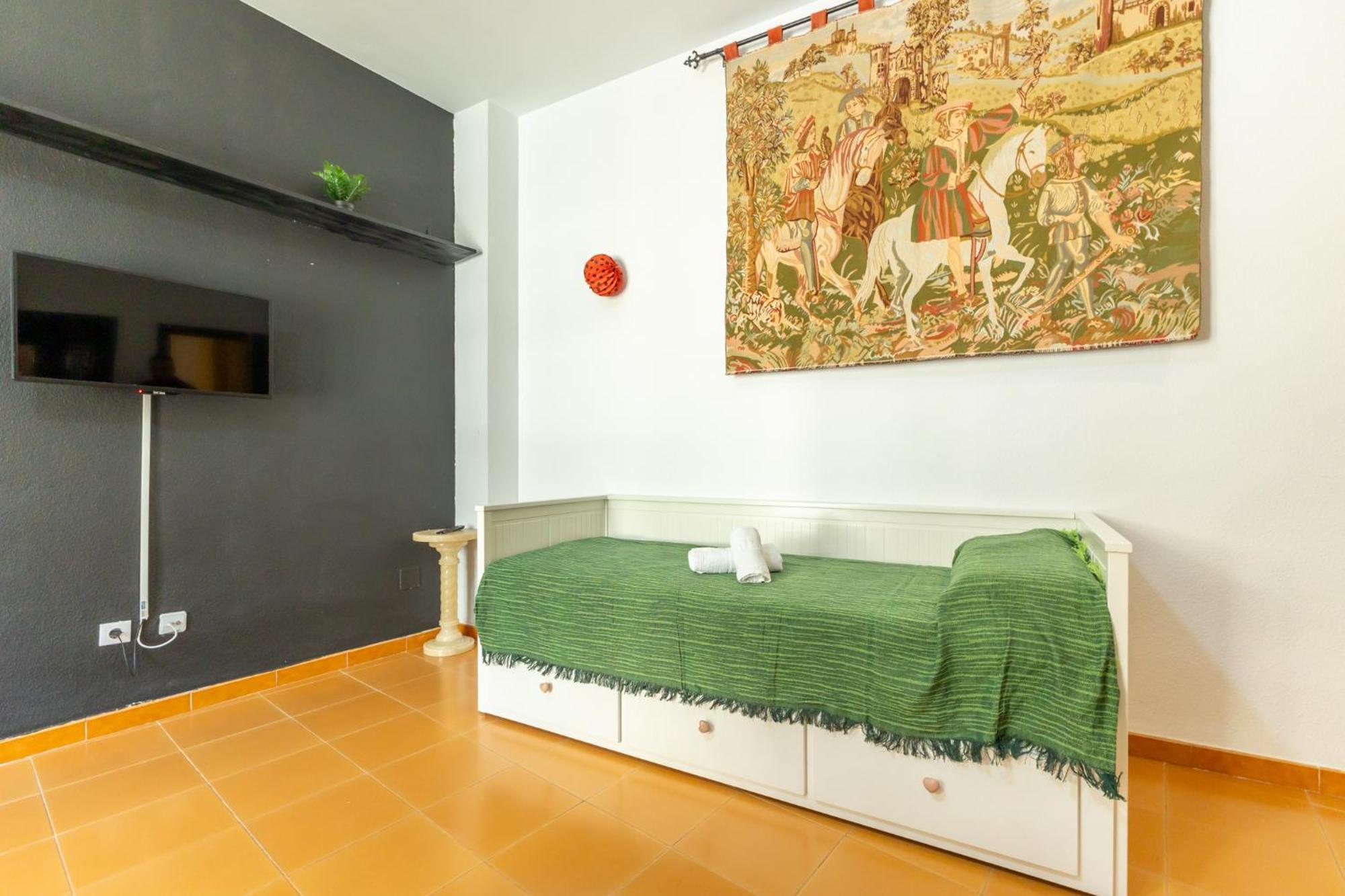 Conde Center Premium Suites, Free Parking Севилья Экстерьер фото