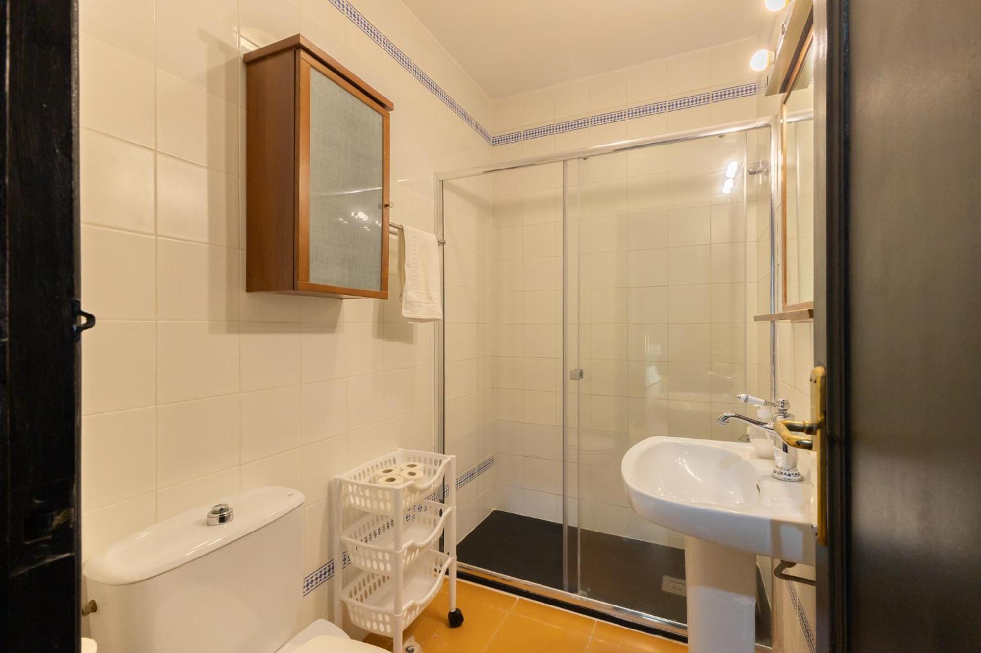 Conde Center Premium Suites, Free Parking Севилья Экстерьер фото